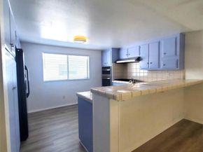 4231 Sarah Street 15, Burbank CA 91505