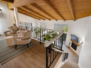 2385 Roscomare Road F8, Bel Air CA 90077