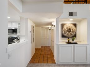 2385 Roscomare Road F8, Bel Air CA 90077