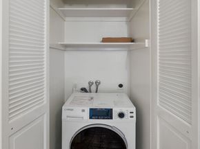 2385 Roscomare Road F8, Bel Air CA 90077