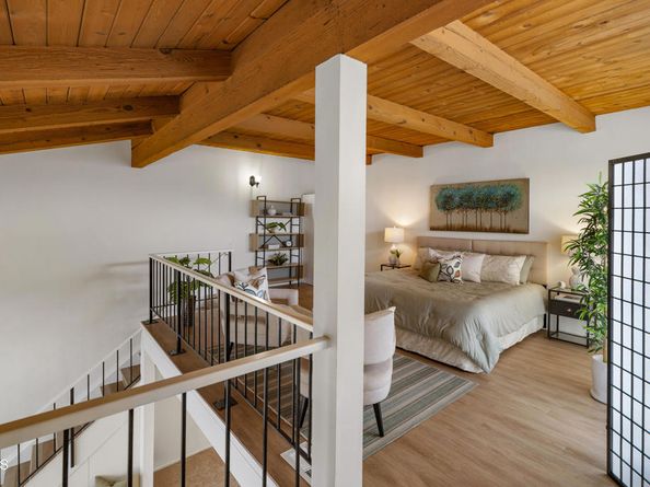 2385 Roscomare Road F8, Bel Air CA 90077