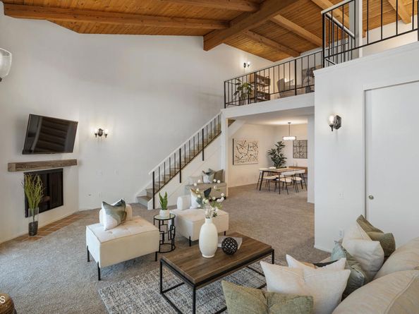 2385 Roscomare Road F8, Bel Air CA 90077