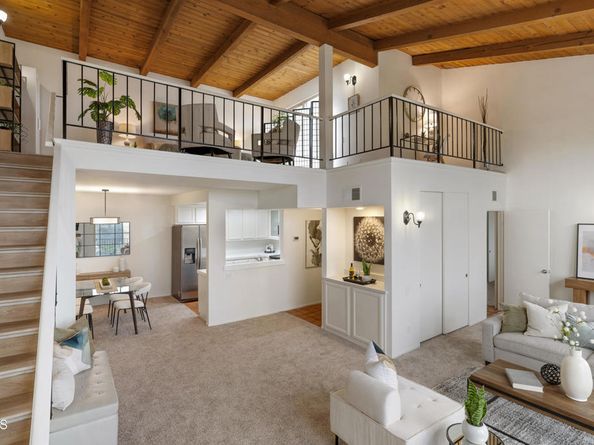 2385 Roscomare Road F8, Bel Air CA 90077