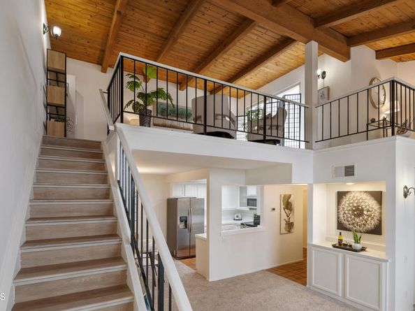 2385 Roscomare Road F8, Bel Air CA 90077