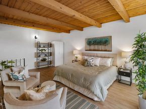 2385 Roscomare Road F8, Bel Air CA 90077