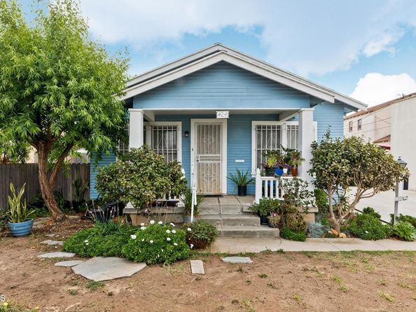 424 W Arbor Vitae Street, Inglewood CA 90301