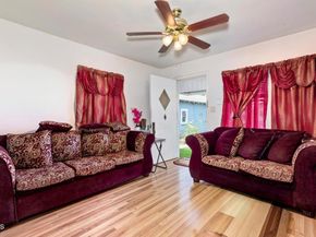 424 W Arbor Vitae Street, Inglewood CA 90301