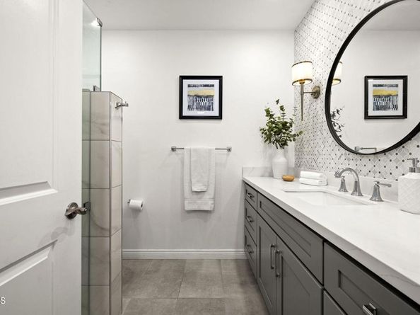 9545 Creemore Place, Tujunga CA 91042