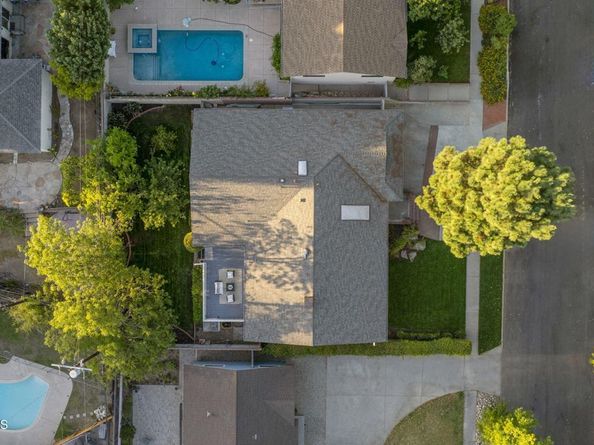 9545 Creemore Place, Tujunga CA 91042