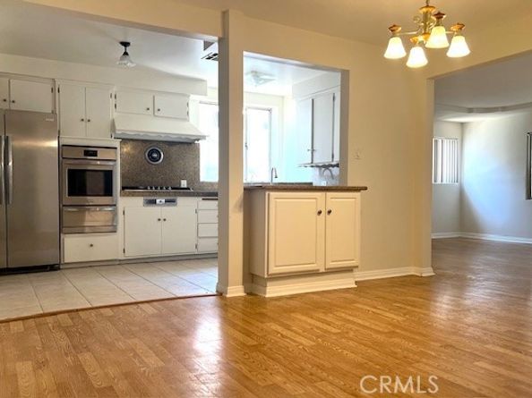 8954 Chimineas Avenue, Northridge CA 91325