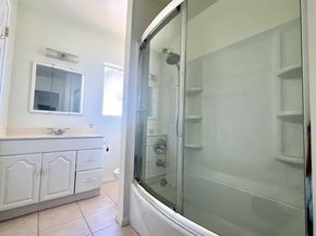 8954 Chimineas Avenue, Northridge CA 91325