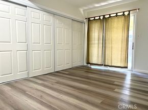 8954 Chimineas Avenue, Northridge CA 91325
