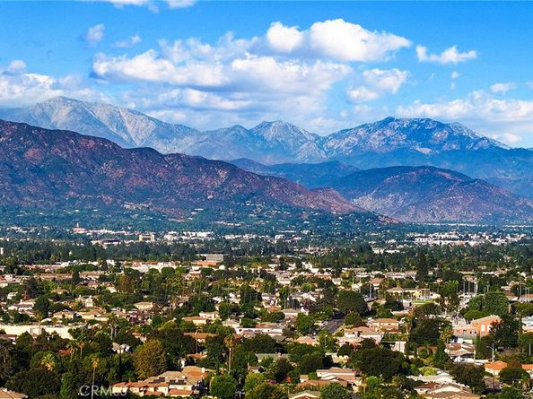 6430 N vista, San Gabriel CA 91775