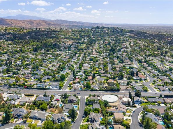 19402 Lemon Hill Drive, North Tustin CA 92705