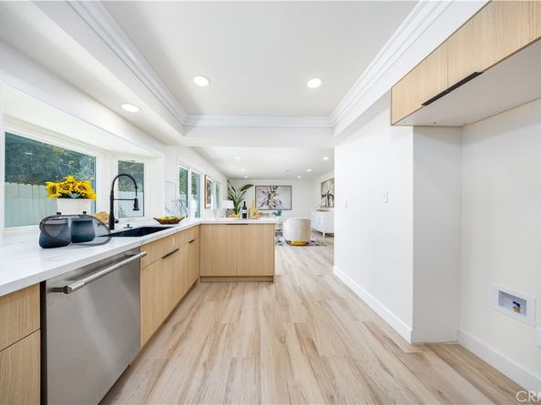 19402 Lemon Hill Drive, North Tustin CA 92705