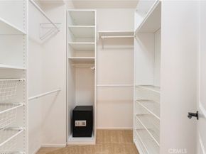 869 E Mountain Way D, Azusa CA 91702