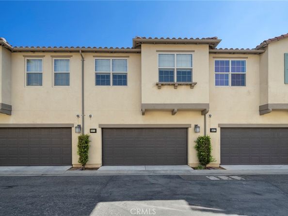 869 E Mountain Way D, Azusa CA 91702