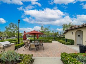 869 E Mountain Way D, Azusa CA 91702