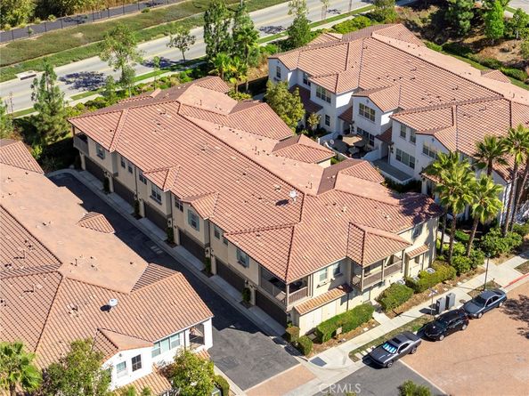 869 E Mountain Way D, Azusa CA 91702