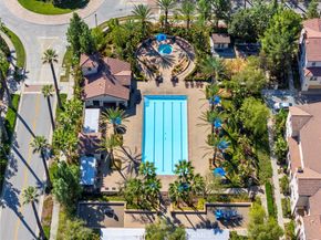 869 E Mountain Way D, Azusa CA 91702