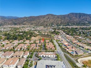 869 E Mountain Way D, Azusa CA 91702