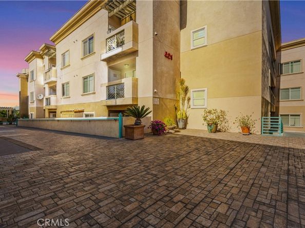 421 S Garfield 10, Monterey Park CA 91754