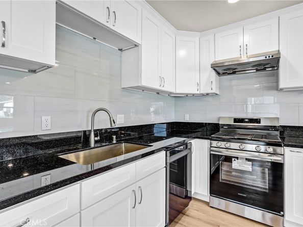 2516 E Walnut Creek, West Covina CA 91791