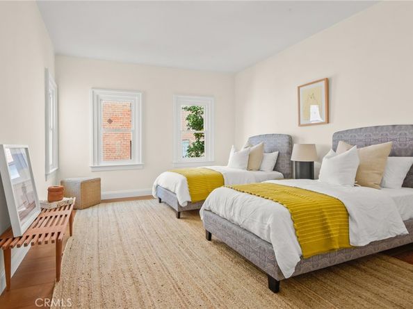 320 S Kingsley, Los Angeles CA 90020