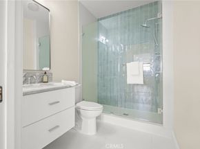 320 S Kingsley, Los Angeles CA 90020