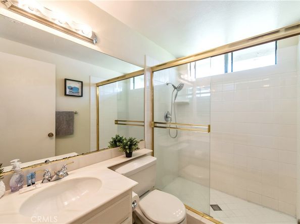 9 Morena 28, Irvine CA 92612