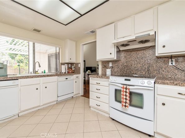 9 Morena 28, Irvine CA 92612