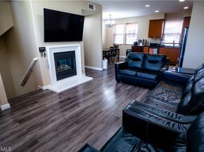 216 W Merlot Drive, Covina CA 91723