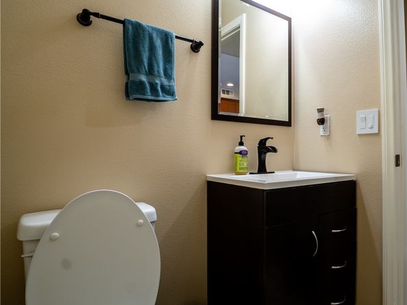 216 W Merlot Drive, Covina CA 91723