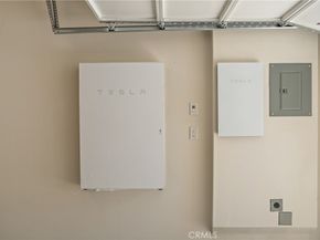 2009 Dewdrop, Upland CA 91786