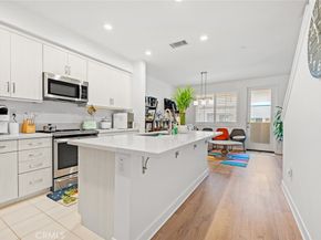 2827 Lily, El Monte CA 91733