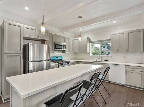 4012 S Budlong Avenue, Los Angeles CA 90037