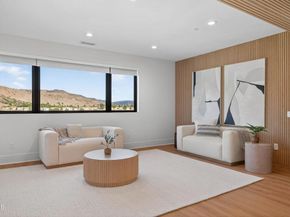 11862 N Hillsborough Lane, Porter Ranch CA 91326