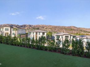 11862 N Hillsborough Lane, Porter Ranch CA 91326