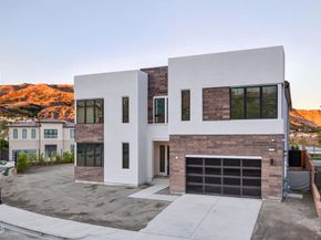 11862 N Hillsborough Lane, Porter Ranch CA 91326