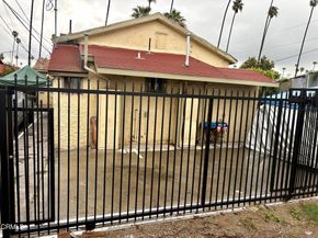 3443 9th Avenue, Los Angeles CA 90018