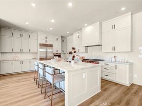 204 Alora, Irvine CA 92618