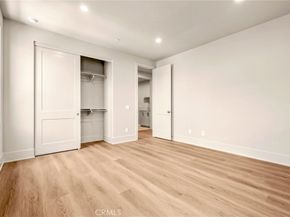 204 Alora, Irvine CA 92618