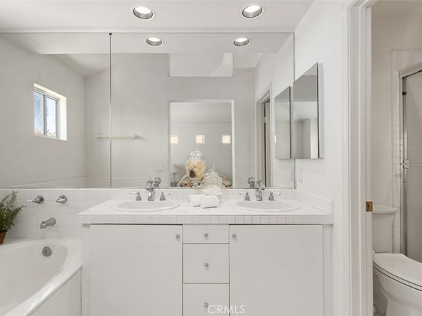 10 Palmieri Aisle, Irvine CA 92606