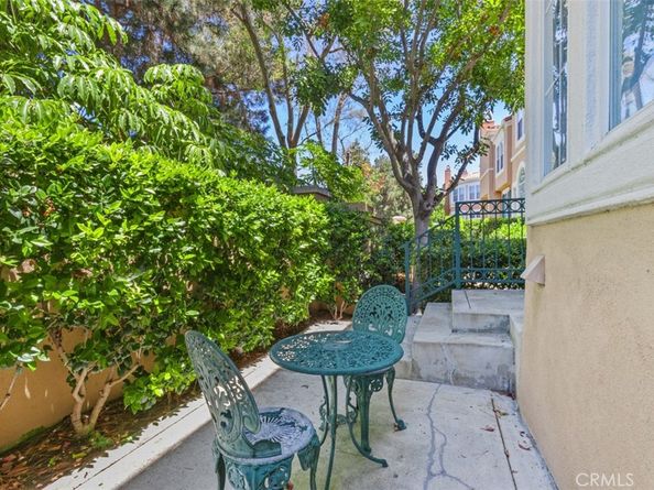 10 Palmieri Aisle, Irvine CA 92606