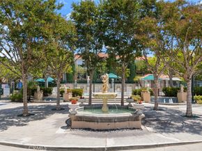 10 Palmieri Aisle, Irvine CA 92606