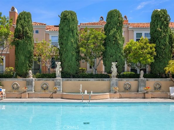 10 Palmieri Aisle, Irvine CA 92606