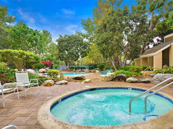 26 Lakepines, Irvine CA 92620
