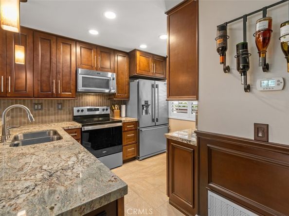 26 Lakepines, Irvine CA 92620