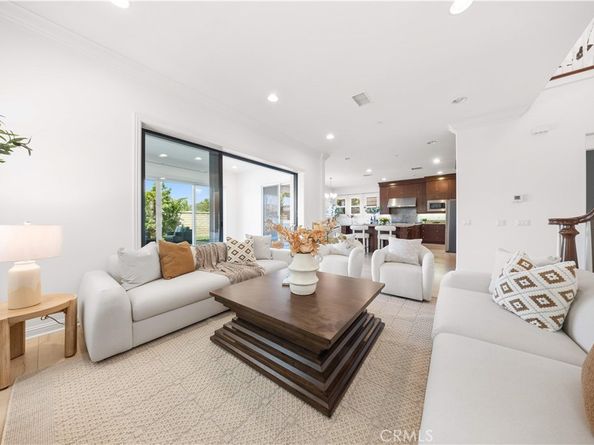 14 Snowberry, Lake Forest CA 92630