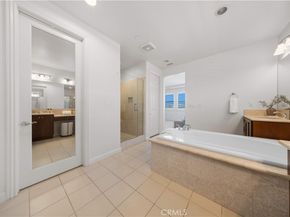 14 Snowberry, Lake Forest CA 92630